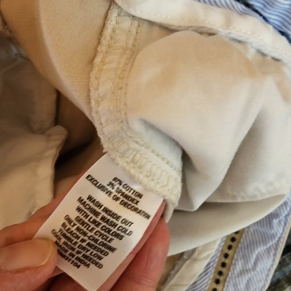 Tan Women's Shorts FREE Tee - Picture 4 of 10